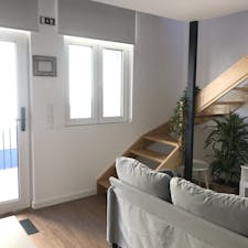 Apartment for rent for €680 per month in Maia, Rua Gonçalo Mendes da Maia