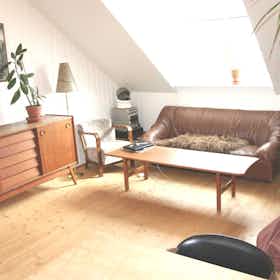 Apartment for rent for ISK 465,909 per month in Reykjavík, Grettisgata