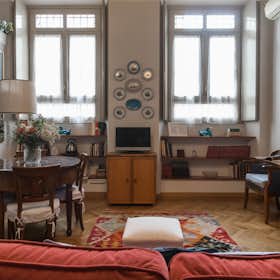 Apartment for rent for €1,920 per month in Milan, Via Santa Maria Fulcorina