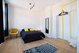 Отдельная комната сдается в аренду за 670 € в месяц в Mons, Rue Notre-Dame Débonnaire