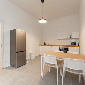 Private room for rent for €705 per month in Berlin, Bornholmer Straße