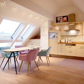 Квартира сдается в аренду за 1 850 € в месяц в Düsseldorf, Carlstor