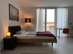 Appartement te huur voor € 1.890 per maand in Karlsruhe, Degenfeldstraße
