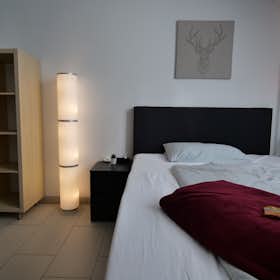 Wohnung zu mieten für 1.890 € pro Monat in Karlsruhe, Gottesauer Straße