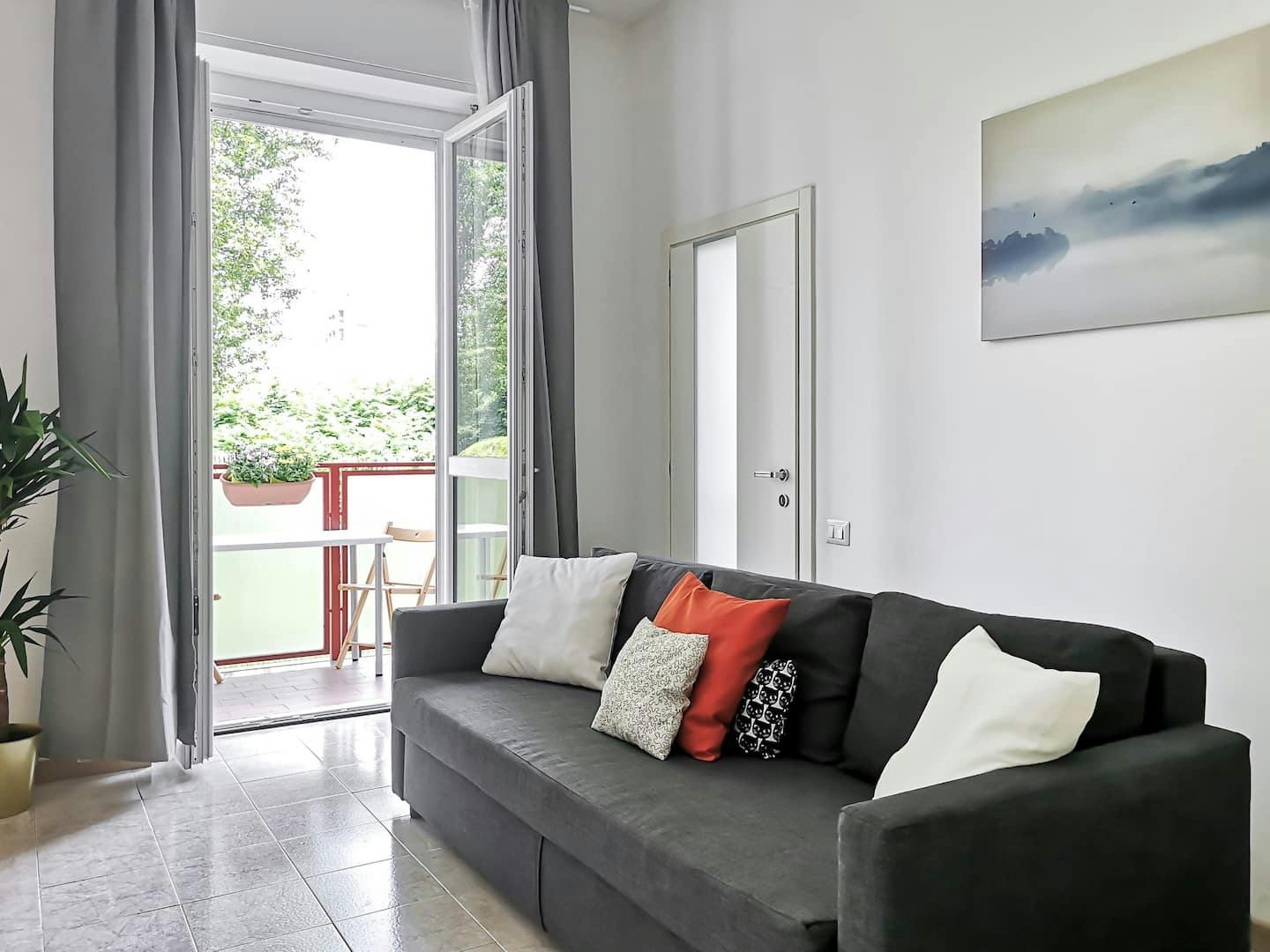 Via Germana De Stael, Milan preview