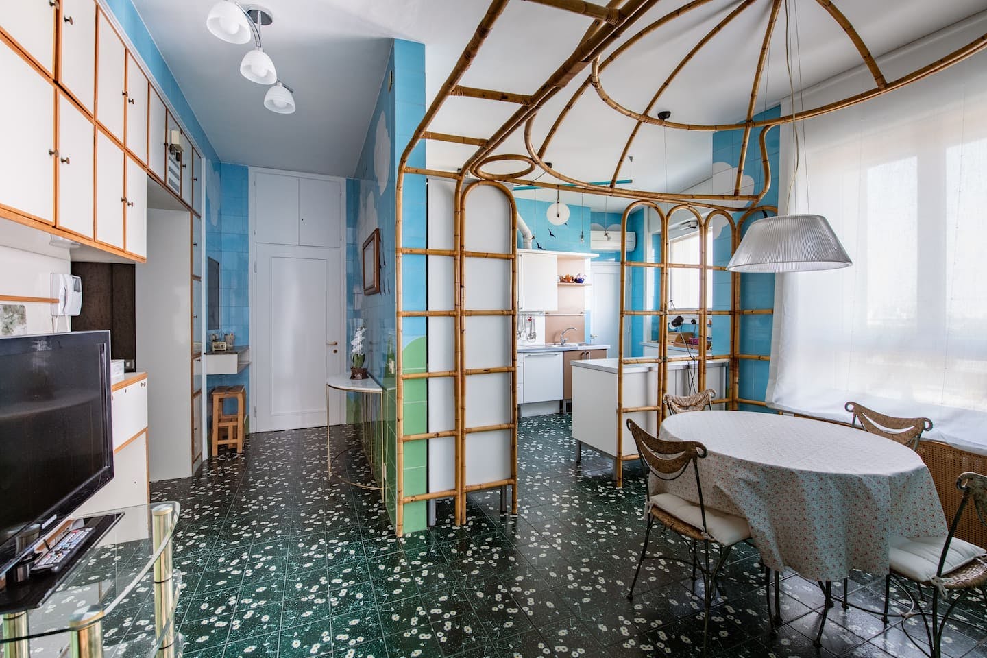 preview gallery tile