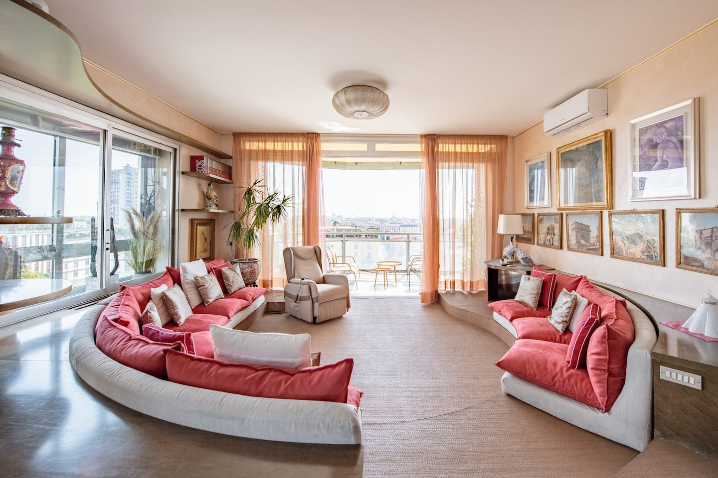 3-Bedroom Apartment in Largo Quinto Alpini, Milan (1106919) ROOM