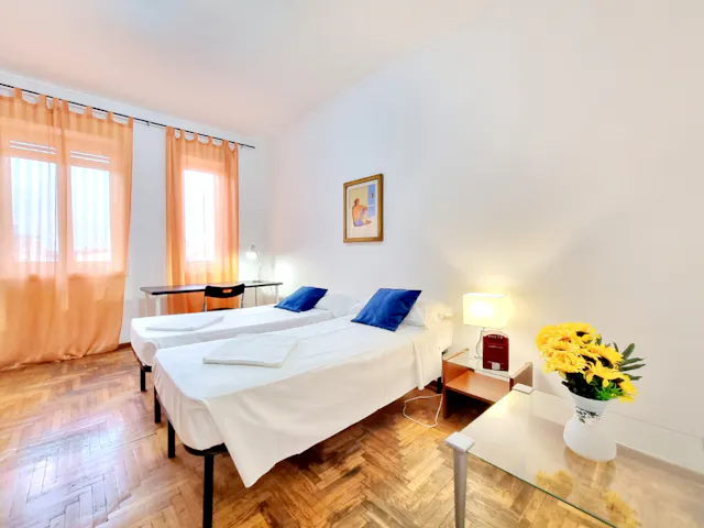 3-Bedroom Apartment in Via Gianfranco Zuretti, Milan (1107286) room image 1