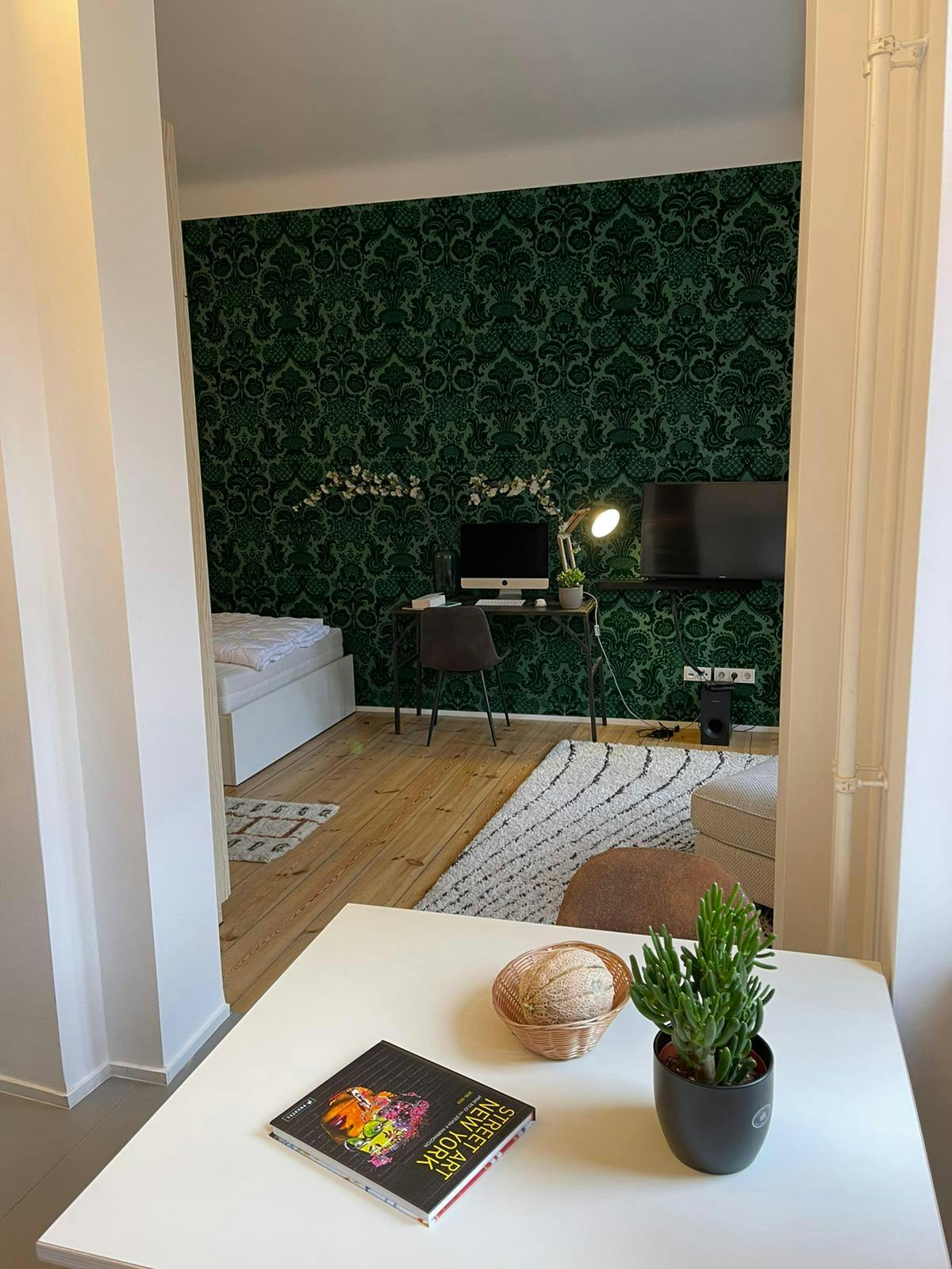 preview gallery tile