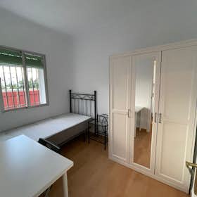 Private room for rent for €410 per month in Sevilla, Calle Rubén Darío