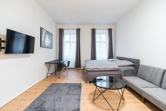 3-Bedroom Apartment in Schönhauser Allee, Berlin (1107907) room image 2