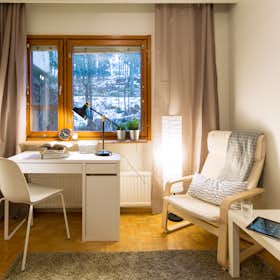 Private room for rent for €59 per month in Helsinki, Klaneettitie