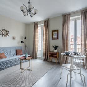 Apartment for rent for €1,360 per month in Madrid, Calle de San Bernardo