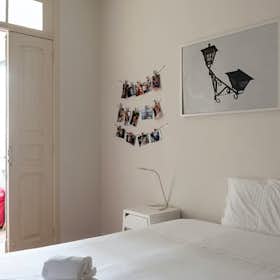 Private room for rent for €375 per month in Porto, Rua da Aliança