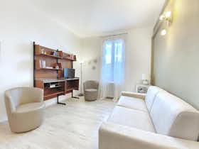 Apartament de închiriat pentru 1.540 EUR pe lună în Bologna, Via Giuseppe Maria Mitelli
