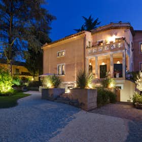 Apartment for rent for €6,500 per month in Rome, Via Appia Pignatelli