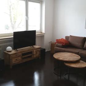Apartment for rent for €1,375 per month in Köln, Wallstraße