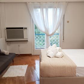 Private room for rent for €400 per month in Athens, Katsantoni