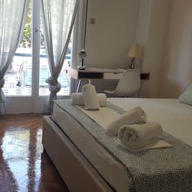 Private room for rent for €370 per month in Athens, Katsantoni