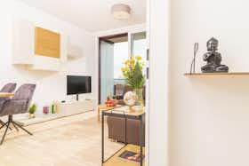 Apartment for rent for €2,735 per month in Vienna, Schnirchgasse