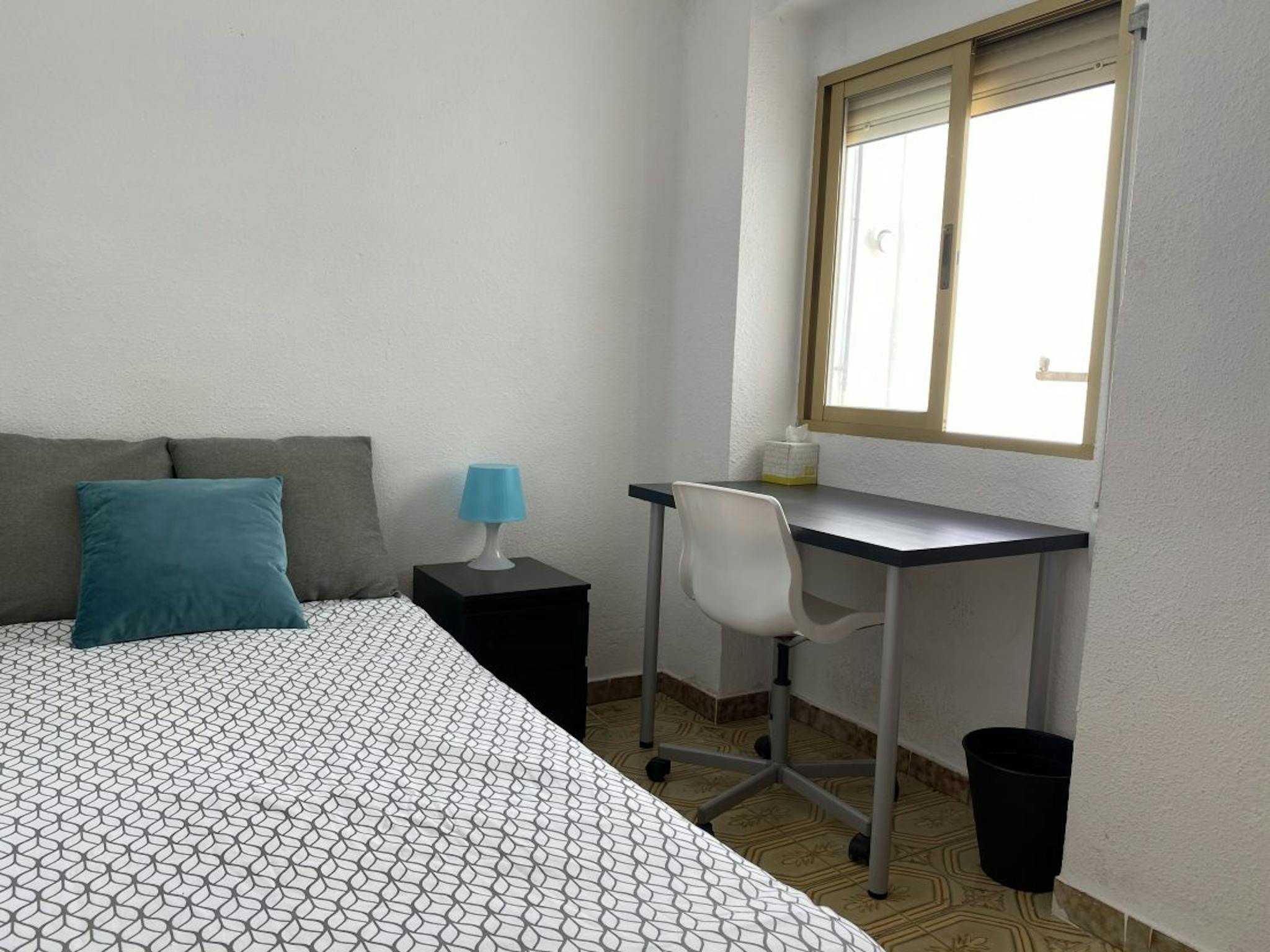 Calle Pedro Patricio Mey, Valencia preview