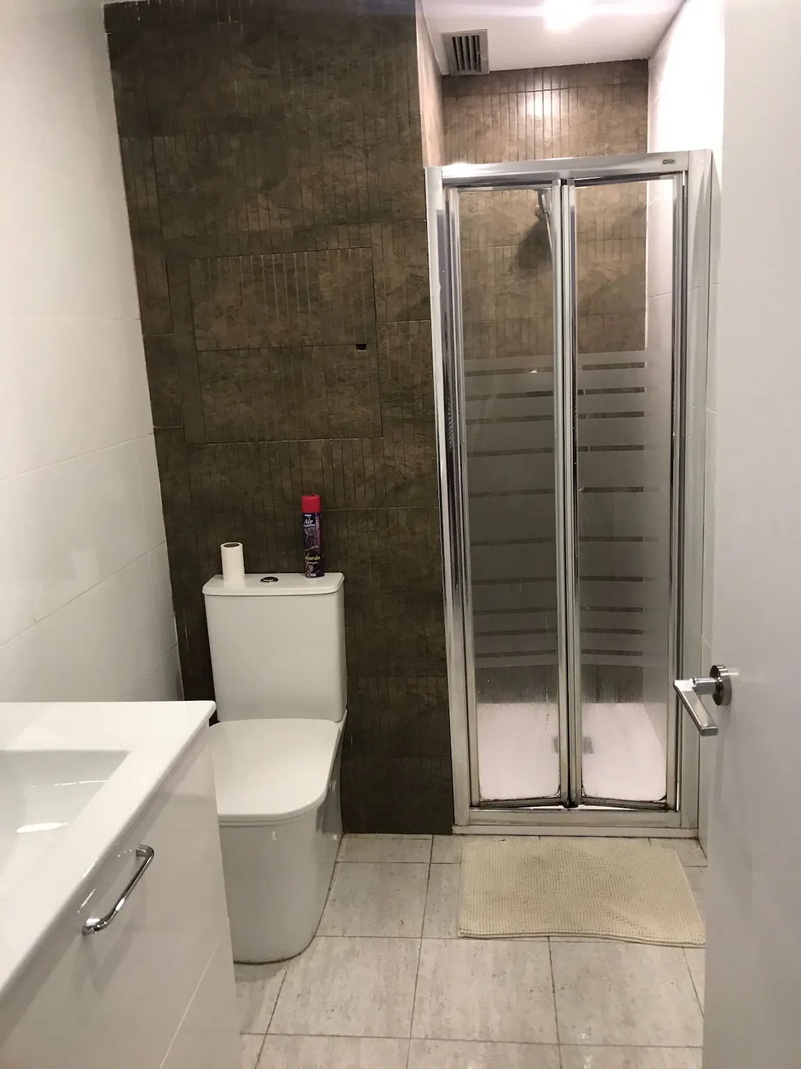Private room in Calle Jacomart, Valencia (1111119) ROOM 2
