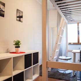 Private room for rent for €575 per month in Rome, Via della Tenuta del Casalotto