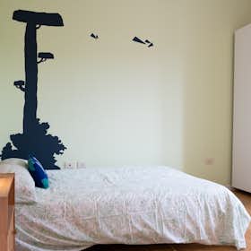 Private room for rent for €605 per month in Rome, Via dei Glicini