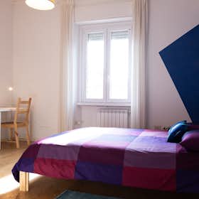Private room for rent for €615 per month in Rome, Via dei Glicini
