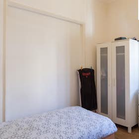 Private room for rent for €500 per month in Lisbon, Rua João de Menezes