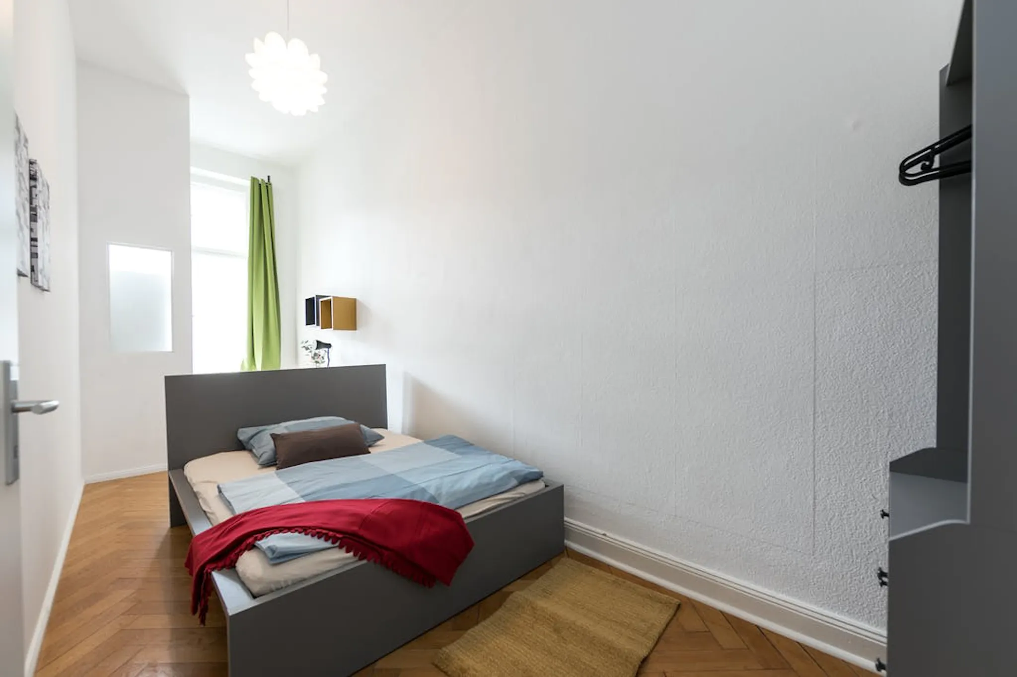 Grunewaldstraße, Berlin preview