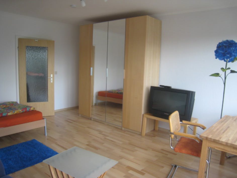Apartment for rent for €850 per month in Eschborn, Rotdornweg