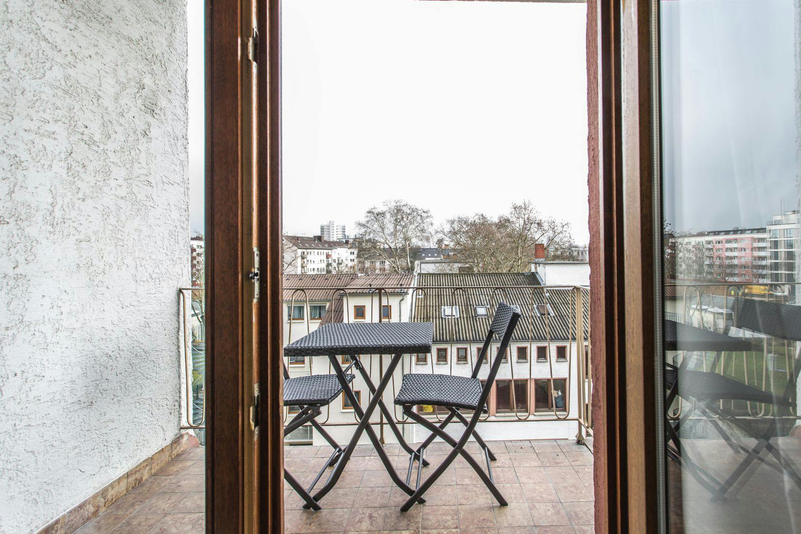 Private room for rent on Uhlandstraße, Frankfurt am Main – pohled 6