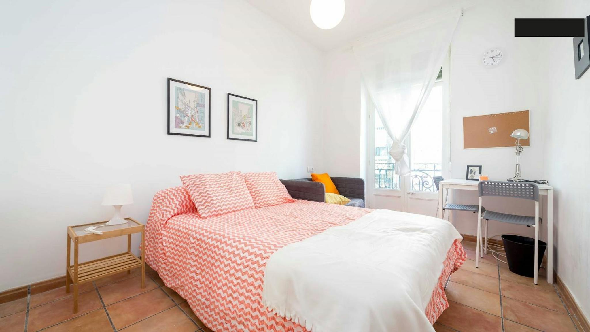 Carrer Almirall Cadarso, Valencia preview