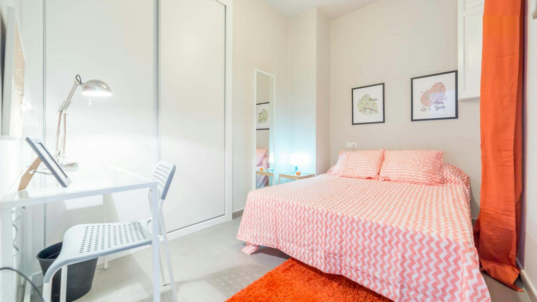 Carrer Almirall Cadarso, Valencia preview