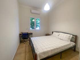 Privé kamer te huur voor € 260 per maand in Peristéri, Lerou