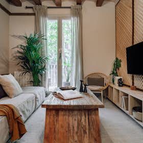 Apartment for rent for €3,417 per month in Barcelona, Carrer d'Aragó