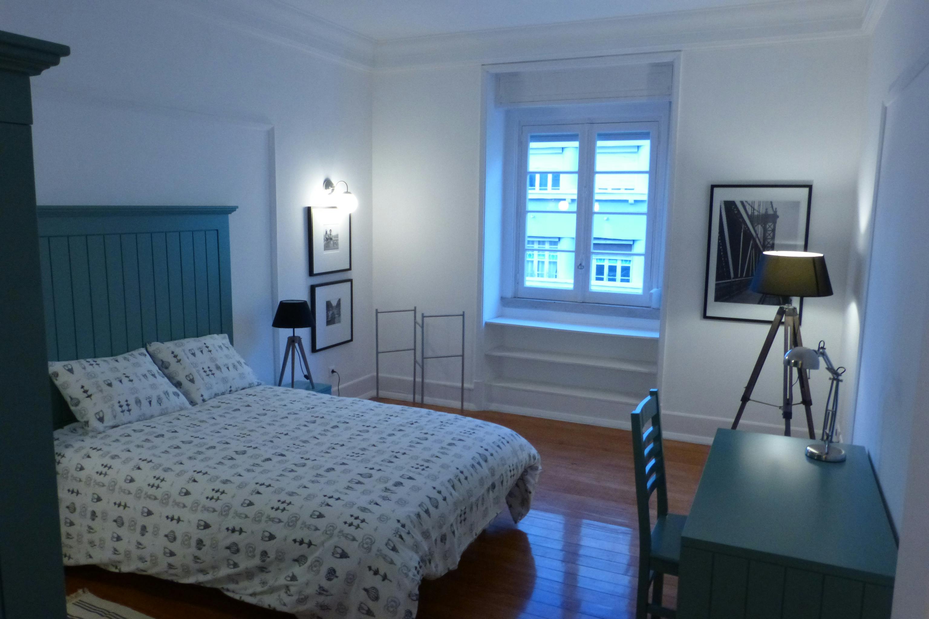 Avenida Praia da Vitória, Lisbon preview