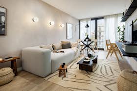 Apartment for rent for €2,638 per month in Barcelona, Carrer de València