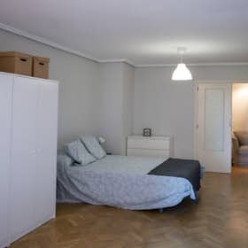 Private room for rent for €450 per month in Valencia, Carrer de Bèlgica