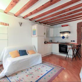 Apartment for rent for €1,250 per month in Milan, Via Vigevano