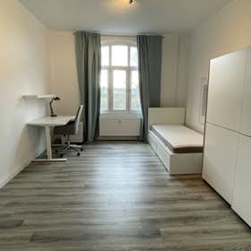 Habitación privada for rent for 670 € per month in Potsdam, Geschwister-Scholl-Straße