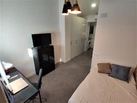 单间公寓 正在以 €615 的月租出租，其位于 Burjassot, Carrer de Félix Pizcueta