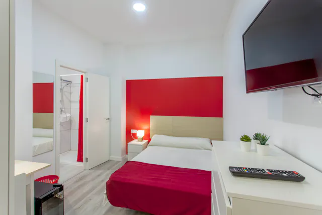 Private room in Calle José Carsi, Burjassot (1115238) room image 1