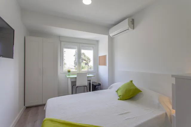 Private room in Carrer del Mestre Lope, Burjassot (1115244) room image 1