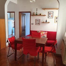 Appartamento for rent for 3.500 € per month in Siena, Via di Vallerozzi