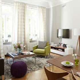 Apartment for rent for €1,750 per month in Stade, Parkstraße