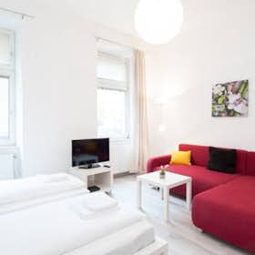 Studio for rent for €890 per month in Vienna, Mariannengasse