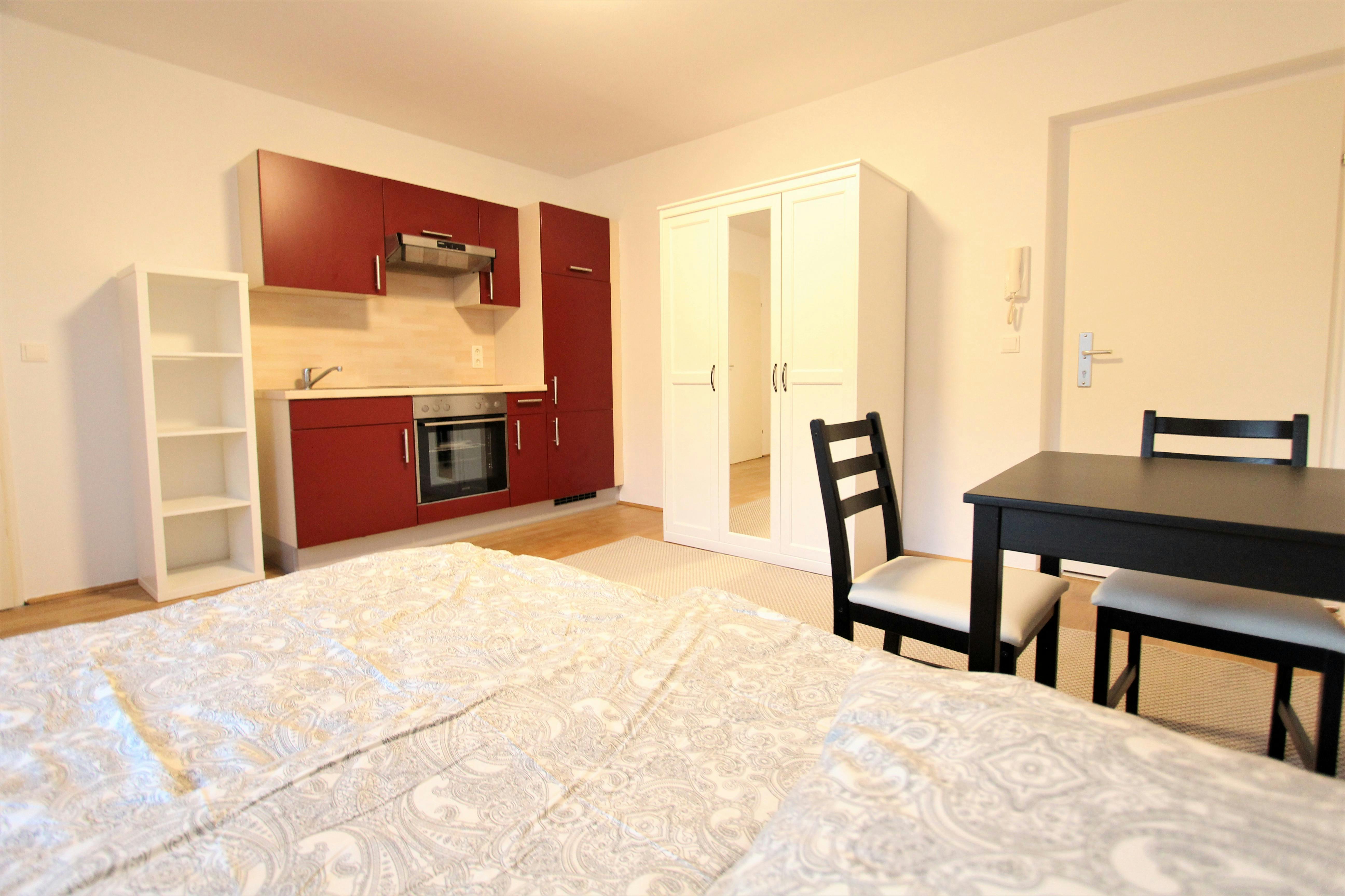 Studio for rent for €890 per month in Vienna, Gellertgasse