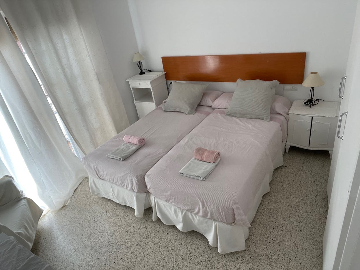 私人房间 正在以 €690 的月租出租，其位于 Sitges, Avinguda de les Flors